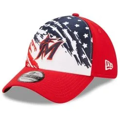New Era Men's Red Miami Marlins 2022 4th Of July 39THIRTY Flex Hat