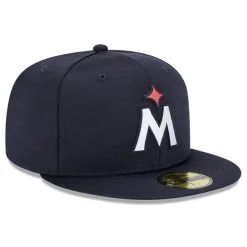 New Era Men's Navy Minnesota Twins 2023 Clubhouse 59FIFTY Fitted Hat -Minnesota Twins Shop DSCO1159978121 1320 ALT3
