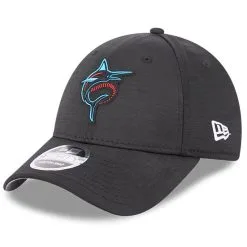 New Era Men's Black Miami Marlins 2023 Clubhouse 9FORTY Snapback Hat