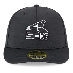 New Era Men's Black Chicago White Sox 2023 Clubhouse Low 59FIFTY Fitted Hat -Minnesota Twins Shop DSCO1160174303 1007 ALT2