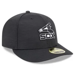New Era Men's Black Chicago White Sox 2023 Clubhouse Low 59FIFTY Fitted Hat -Minnesota Twins Shop DSCO1160174303 1007 ALT3