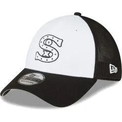 New Era Men's Black/White Chicago White Sox 2023 On-Field Batting Practice 39THIRTY Flex Hat